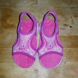 Nike sandals toddler size 6c